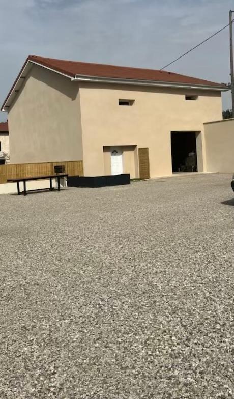 Gite1 Pour 6 Personnes Anneyron Екстериор снимка